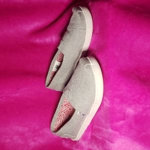 Silver TOMS size 12Y